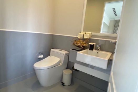 ขาย 749 Residence ทาวน์โฮมหรู ระดับ Super Luxury สุดยอดทำเลใจกลางสุขุมวิท