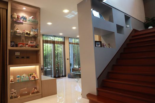 ขายบ้านเดี่ยว 2 ชั้น ใจกลางลาดพร้าว ซอย 1 โครงการ The Gallery House Pattern วิวสวน ขนาด 58 ตร.ว. 300 ตร.ม. ตกแต่งครบ พร้อมอยู่