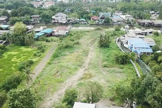 ขายด่วน ที่ดิน ขนาด 5-0-13 ไร่ ติดริมน้ำ หน้าน้ำกว้าง 70 เมตร