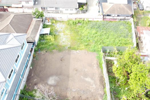 ขายที่ดินสวย สภาพแวดล้อมดี ทำเลเยี่ยม ขนาด 199 ตร.ว.ในซอย เรวดี 40 ทำเลดี เข้า ออก ได้ 2 ทาง ซอย เรวดี 40และ 42