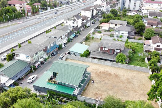 ขายที่ดินสวย ทำเลเยี่ยม 175.4 ตร.ว. (ถมเรียบร้อยแล้ว) ติดจุดขึ้น-ลงทางด่วนด่านประชาชื่น เดินทางสะดวกมาก