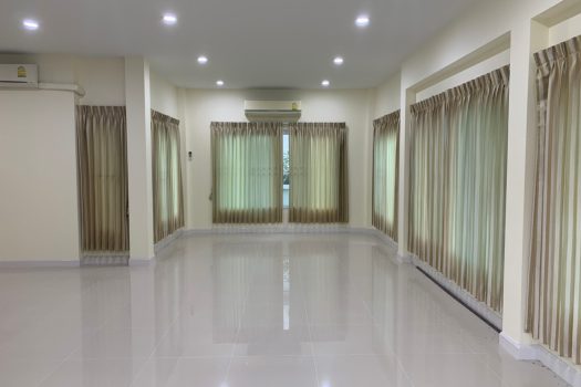 บ้านเดี่ยว Perfect Place 2 รามคำแหง 174 บ้านสวย หลังมุม พื้นที่กว้าง ร่มรื่น ใกล้รถไฟฟ้า หิ้วกระเป๋าอยู่ได้เลย ราคานี้ อยู่เองก็คุ้ม ลงทุนก็คุ้มค่า