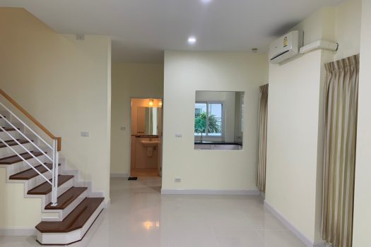 บ้านเดี่ยว Perfect Place 2 รามคำแหง 174 บ้านสวย หลังมุม พื้นที่กว้าง ร่มรื่น ใกล้รถไฟฟ้า หิ้วกระเป๋าอยู่ได้เลย ราคานี้ อยู่เองก็คุ้ม ลงทุนก็คุ้มค่า