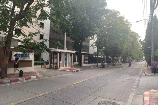 ห้องพาณิชย์ใต้คอนโด เซนทริค ซีน พหลโยธิน 9 พร้อมผู้เช่า ทำเลดีมากก ลงทุนได้ Yield สูงสุดๆ เดินทางสะดวกใกล้สถานีรถไฟฟ้า(BTS) อารีย์ และใกล้ถนนใหญ่เพียง 50 เมตร