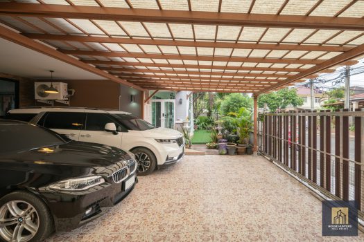 ขายบ้านเดี่ยว วิลล่า รามอินทรา 76.6 ตร.ว. หลังมุม แต่งสวย สไตล์ Modern Loft สภาพดีมาก พร้อมอยู่ การเดินทางสะดวกสบายเข้า-ออกได้หลายเส้นทาง