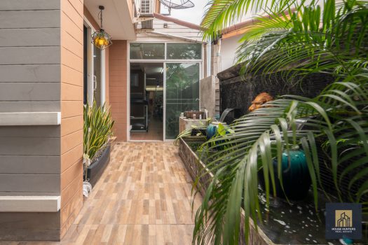 ขายบ้านเดี่ยว วิลล่า รามอินทรา 76.6 ตร.ว. หลังมุม แต่งสวย สไตล์ Modern Loft สภาพดีมาก พร้อมอยู่ การเดินทางสะดวกสบายเข้า-ออกได้หลายเส้นทาง