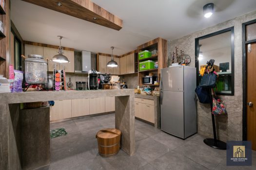 ขายบ้านเดี่ยว วิลล่า รามอินทรา 76.6 ตร.ว. หลังมุม แต่งสวย สไตล์ Modern Loft สภาพดีมาก พร้อมอยู่ การเดินทางสะดวกสบายเข้า-ออกได้หลายเส้นทาง