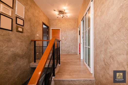 ขายบ้านเดี่ยว วิลล่า รามอินทรา 76.6 ตร.ว. หลังมุม แต่งสวย สไตล์ Modern Loft สภาพดีมาก พร้อมอยู่ การเดินทางสะดวกสบายเข้า-ออกได้หลายเส้นทาง