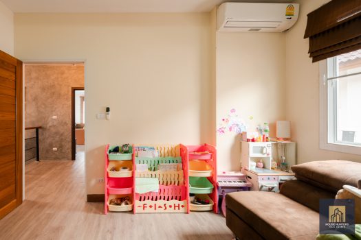 ขายบ้านเดี่ยว วิลล่า รามอินทรา 76.6 ตร.ว. หลังมุม แต่งสวย สไตล์ Modern Loft สภาพดีมาก พร้อมอยู่ การเดินทางสะดวกสบายเข้า-ออกได้หลายเส้นทาง