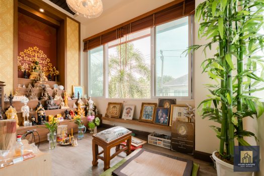 ขายบ้านเดี่ยว วิลล่า รามอินทรา 76.6 ตร.ว. หลังมุม แต่งสวย สไตล์ Modern Loft สภาพดีมาก พร้อมอยู่ การเดินทางสะดวกสบายเข้า-ออกได้หลายเส้นทาง