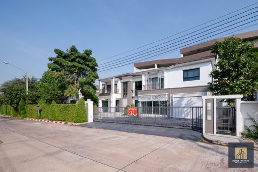 ขายบ้านหรู Perfect Masterpiece Sukhumvit 77 (เพอร์เฟค มาสเตอร์พีซ สุขุมวิท 77) บ้านสวย ทำเลดีมาก หลังนี้เหมาะกับครอบครัวขนาดใ