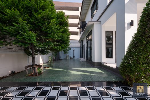 ขายบ้านหรู Perfect Masterpiece Sukhumvit 77 (เพอร์เฟค มาสเตอร์พีซ สุขุมวิท 77) บ้านสวย ทำเลดีมาก หลังนี้เหมาะกับครอบครัวขนาดใ