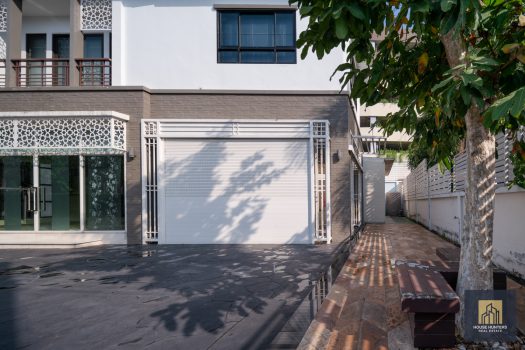 ขายบ้านหรู Perfect Masterpiece Sukhumvit 77 (เพอร์เฟค มาสเตอร์พีซ สุขุมวิท 77) บ้านสวย ทำเลดีมาก หลังนี้เหมาะกับครอบครัวขนาดใ