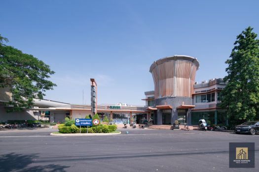 ขายบ้านหรู Perfect Masterpiece Sukhumvit 77 (เพอร์เฟค มาสเตอร์พีซ สุขุมวิท 77) บ้านสวย ทำเลดีมาก หลังนี้เหมาะกับครอบครัวขนาดใ