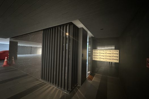 ขาย Kalm Penthouse คอนโดสุดหรู 2 ห้องนอน 101.22 ตร.ม. เงียบสงบ ทำเลใจกลางเมือง เดินทางสะดวก เลี้ยงสัตว์ได้