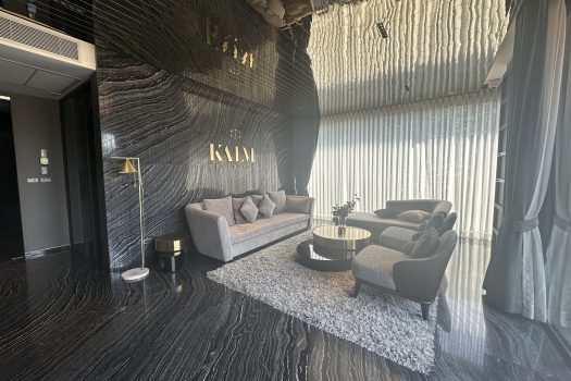 ขาย Kalm Penthouse คอนโดสุดหรู 2 ห้องนอน 101.22 ตร.ม. เงียบสงบ ทำเลใจกลางเมือง เดินทางสะดวก เลี้ยงสัตว์ได้