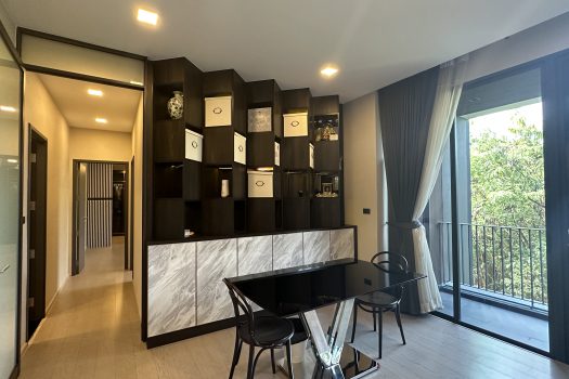 ขาย Kalm Penthouse คอนโดสุดหรู 2 ห้องนอน 101.22 ตร.ม. เงียบสงบ ทำเลใจกลางเมือง เดินทางสะดวก เลี้ยงสัตว์ได้