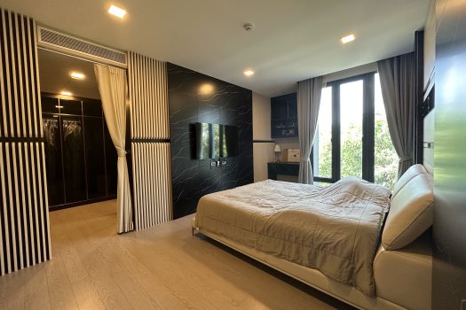 ขาย Kalm Penthouse คอนโดสุดหรู 2 ห้องนอน 101.22 ตร.ม. เงียบสงบ ทำเลใจกลางเมือง เดินทางสะดวก เลี้ยงสัตว์ได้