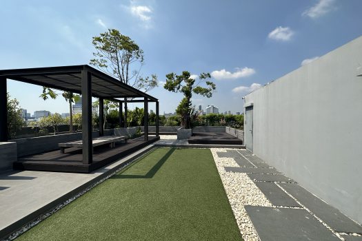 ขาย Kalm Penthouse คอนโดสุดหรู 2 ห้องนอน 101.22 ตร.ม. เงียบสงบ ทำเลใจกลางเมือง เดินทางสะดวก เลี้ยงสัตว์ได้