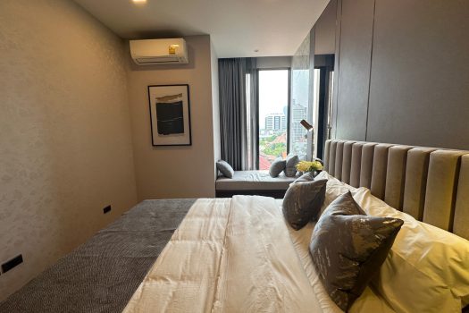 ขาย Kalm Penthouse คอนโดสุดหรู 2 ห้องนอน 101.22 ตร.ม. ห้องสวยมากกก แต่งครบ พร้อมอยู่ ทำเลใจกลางเมือง เดินทางสะดวก เลี้ยงสัตว์ได้