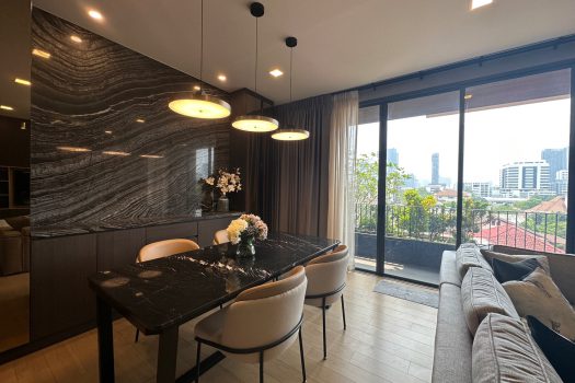 ขาย Kalm Penthouse คอนโดสุดหรู 2 ห้องนอน 101.22 ตร.ม. ห้องสวยมากกก แต่งครบ พร้อมอยู่ ทำเลใจกลางเมือง เดินทางสะดวก เลี้ยงสัตว์ได้