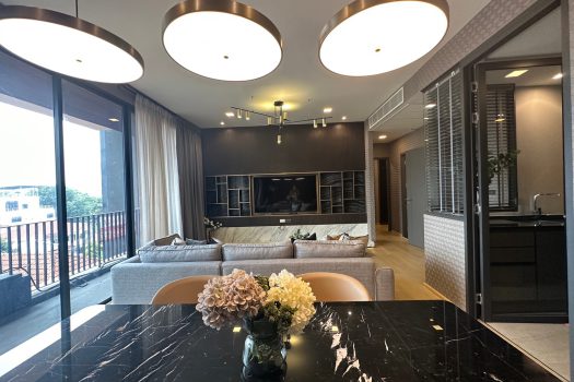 ขาย Kalm Penthouse คอนโดสุดหรู 2 ห้องนอน 101.22 ตร.ม. ห้องสวยมากกก แต่งครบ พร้อมอยู่ ทำเลใจกลางเมือง เดินทางสะดวก เลี้ยงสัตว์ได้