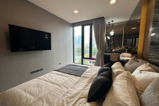 ขาย Kalm Penthouse คอนโดสุดหรู 2 ห้องนอน 101.22 ตร.ม. ห้องสวยมากกก แต่งครบ พร้อมอยู่ ทำเลใจกลางเมือง เดินทางสะดวก เลี้ยงสัตว์ได้