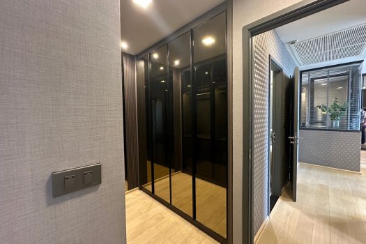 ขาย Kalm Penthouse คอนโดสุดหรู 2 ห้องนอน 101.22 ตร.ม. ห้องสวยมากกก แต่งครบ พร้อมอยู่ ทำเลใจกลางเมือง เดินทางสะดวก เลี้ยงสัตว์ได้