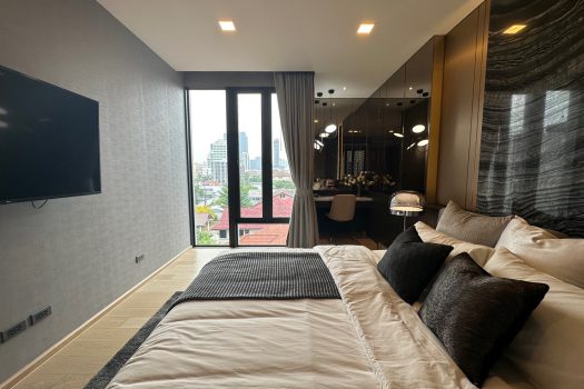 ขาย Kalm Penthouse คอนโดสุดหรู 2 ห้องนอน 101.22 ตร.ม. ห้องสวยมากกก แต่งครบ พร้อมอยู่ ทำเลใจกลางเมือง เดินทางสะดวก เลี้ยงสัตว์ได้