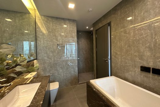 ขาย Kalm Penthouse คอนโดสุดหรู 2 ห้องนอน 101.22 ตร.ม. ห้องสวยมากกก แต่งครบ พร้อมอยู่ ทำเลใจกลางเมือง เดินทางสะดวก เลี้ยงสัตว์ได้