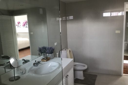 เช่า คอนโด Tower Park 3 ห้องนอน 3 ห้องน้ำ 265 ตร.ม. ชั้น 5 แต่งสวย ใกล้ BTS นานา