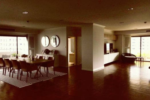 เช่า คอนโด Tower Park 3 ห้องนอน 3 ห้องน้ำ 265 ตร.ม. ชั้น 5 แต่งสวย ใกล้ BTS นานา