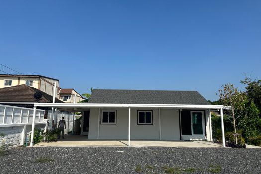 ขายที่ดินสวย พร้อมบ้าน Knock down 1 หลัง สภาพแวดล้อมดี ทำเลเยี่ยม ขนาด 199 ตร.ว.ในซอย เรวดี 42 ทำเลดี เข้า ออก ได้ 2 ทาง ซอย เรวดี 40และ 42 🔥🔥