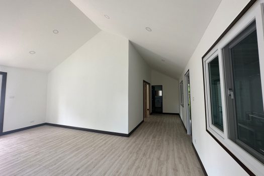 ขายที่ดินสวย พร้อมบ้าน Knock down 1 หลัง สภาพแวดล้อมดี ทำเลเยี่ยม ขนาด 199 ตร.ว.ในซอย เรวดี 42 ทำเลดี เข้า ออก ได้ 2 ทาง ซอย เรวดี 40และ 42 🔥🔥