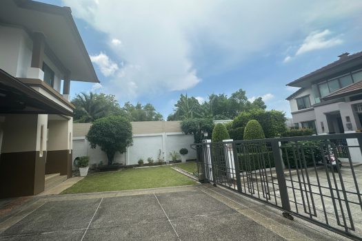 ขายบ้านเดี่ยว เศรษฐสิริ ประชาชื่น เรสซิเดนซ์ 3 บ้านสวย หลังมุม ขนาด 84.8 ตร.ว.