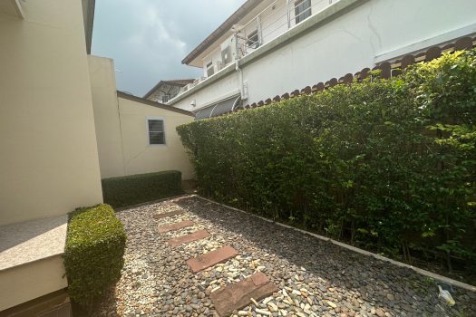 ขายบ้านเดี่ยว เศรษฐสิริ ประชาชื่น เรสซิเดนซ์ 3 บ้านสวย หลังมุม ขนาด 84.8 ตร.ว.