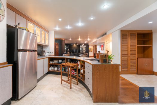 ขาย คอนโด The Concord Sukhumvit 15 (สุขุมวิท 15) คอนโดหรู พื้นที่ใหญ่ ใจกลางเมือง ใกล้ รถไฟฟ้า นานา