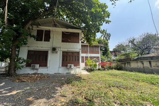 ให้เช่า ที่ดิน 400 ตร.ว. พร้อมบ้าน ในซอยประดิพัทธ์ ทำเลดี ทำร้านอาหาร คาเฟ่ ทำสตูดิโอ ถ่ายหนัง