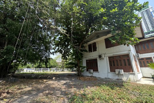 ให้เช่า ที่ดิน 400 ตร.ว. พร้อมบ้าน ในซอยประดิพัทธ์ ทำเลดี ทำร้านอาหาร คาเฟ่ ทำสตูดิโอ ถ่ายหนัง