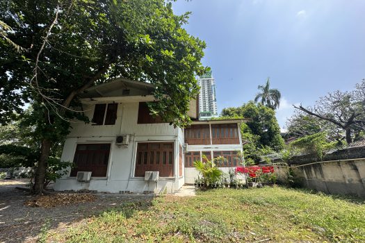 ให้เช่า ที่ดิน 400 ตร.ว. พร้อมบ้าน ในซอยประดิพัทธ์ ทำเลดี ทำร้านอาหาร คาเฟ่ ทำสตูดิโอ ถ่ายหนัง