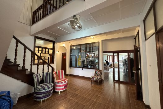 ให้เช่า ที่ดิน 400 ตร.ว. พร้อมบ้าน ในซอยประดิพัทธ์ ทำเลดี ทำร้านอาหาร คาเฟ่ ทำสตูดิโอ ถ่ายหนัง