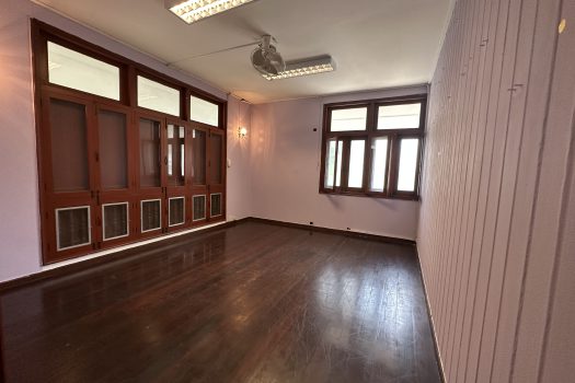 ให้เช่า ที่ดิน 400 ตร.ว. พร้อมบ้าน ในซอยประดิพัทธ์ ทำเลดี ทำร้านอาหาร คาเฟ่ ทำสตูดิโอ ถ่ายหนัง