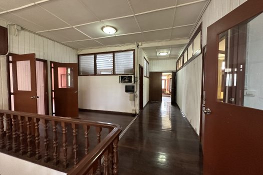 ให้เช่า ที่ดิน 400 ตร.ว. พร้อมบ้าน ในซอยประดิพัทธ์ ทำเลดี ทำร้านอาหาร คาเฟ่ ทำสตูดิโอ ถ่ายหนัง