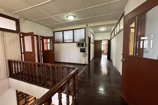 ให้เช่า ที่ดิน 400 ตร.ว. พร้อมบ้าน ในซอยประดิพัทธ์ ทำเลดี ทำร้านอาหาร คาเฟ่ ทำสตูดิโอ ถ่ายหนัง