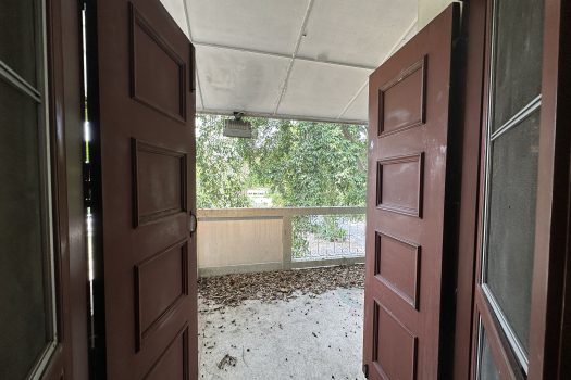 ให้เช่า ที่ดิน 400 ตร.ว. พร้อมบ้าน ในซอยประดิพัทธ์ ทำเลดี ทำร้านอาหาร คาเฟ่ ทำสตูดิโอ ถ่ายหนัง