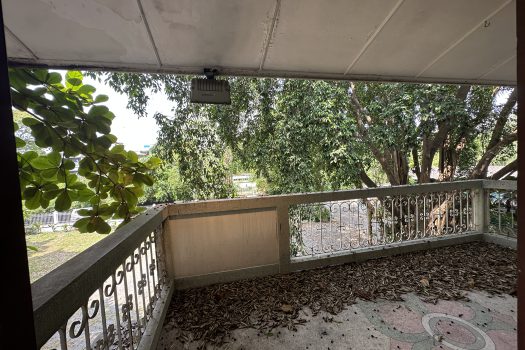 ให้เช่า ที่ดิน 400 ตร.ว. พร้อมบ้าน ในซอยประดิพัทธ์ ทำเลดี ทำร้านอาหาร คาเฟ่ ทำสตูดิโอ ถ่ายหนัง