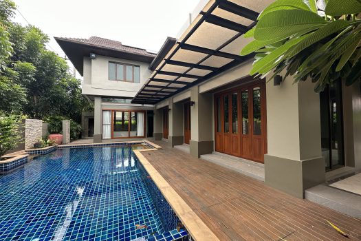 For Rent: ให้เช่า – บ้านเดี่ยว 2 ชั้น หมู่บ้านอารียา สวนา 1 บ้านสวย สไตล์รีสอร์ท พร้อมสระว่ายน้ำในตัว บ้านติดถนนเกษตร-นวมินทร์ เดินทางสะดวกมาก