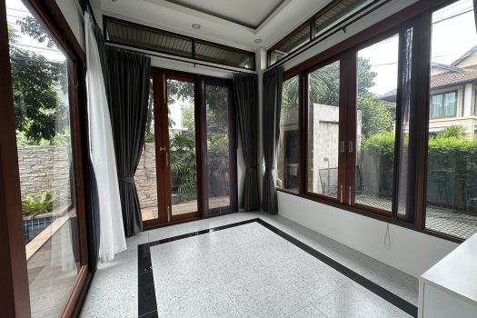 For Rent: ให้เช่า – บ้านเดี่ยว 2 ชั้น หมู่บ้านอารียา สวนา 1 บ้านสวย สไตล์รีสอร์ท พร้อมสระว่ายน้ำในตัว บ้านติดถนนเกษตร-นวมินทร์ เดินทางสะดวกมาก