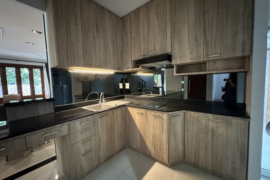 For Rent: ให้เช่า – บ้านเดี่ยว 2 ชั้น หมู่บ้านอารียา สวนา 1 บ้านสวย สไตล์รีสอร์ท พร้อมสระว่ายน้ำในตัว บ้านติดถนนเกษตร-นวมินทร์ เดินทางสะดวกมาก