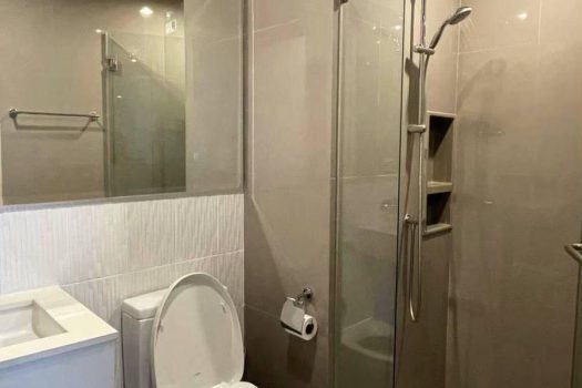 ขายพร้อมผู้เช่า คอนโด Rhythm Sukhumvit 4 ห้องสวย แต่งครบ 78 ตร.ม. 2 ห้องนอน 2 ห้องน้ำ ชั้น 22 ทำเลดีมาก ใกล้ BTS เอกมัย